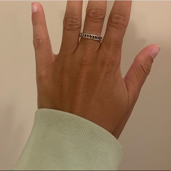 Silver ring - Picture 3 of 4